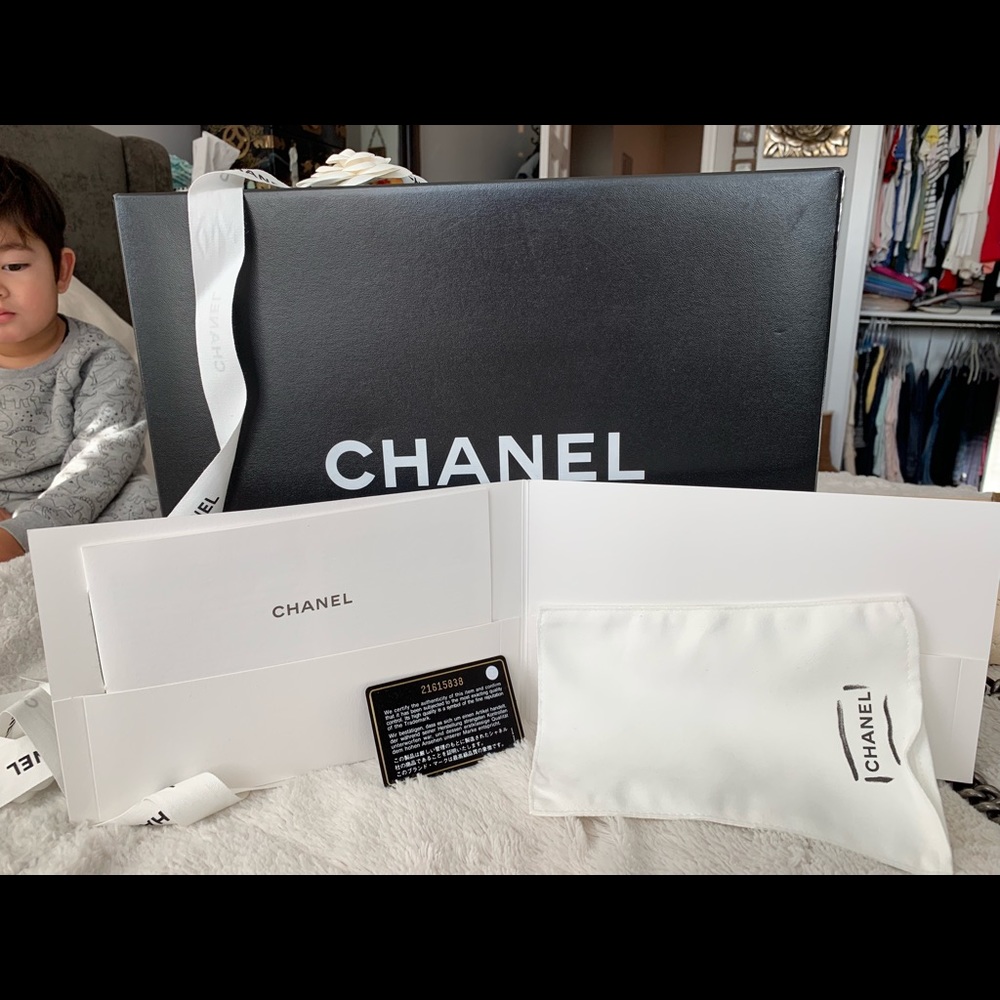 2 tone Chanel Boy Bag